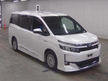 2015 Toyota Voxy