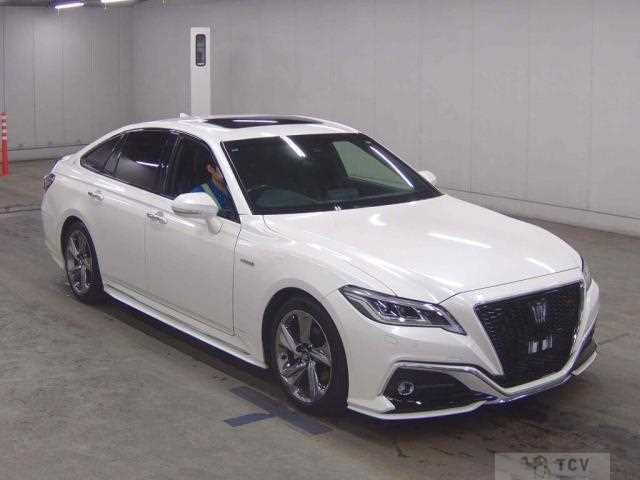 2019 Toyota Crown Hybrid