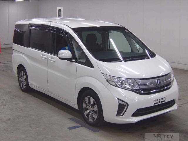 2017 Honda Step WGN