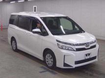 2017 Toyota Voxy