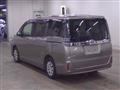 2017 Toyota Voxy
