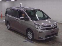 2017 Toyota Voxy
