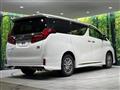2022 Toyota Alphard Hybrid