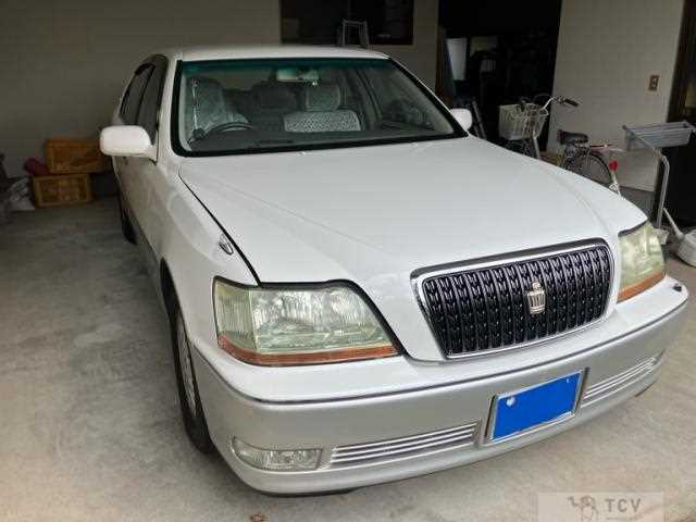 2002 Toyota Crown Majesta