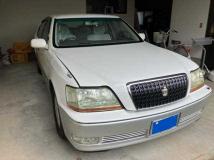 2002 Toyota Crown Majesta