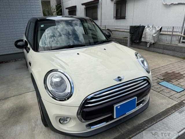 2018 BMW MINI