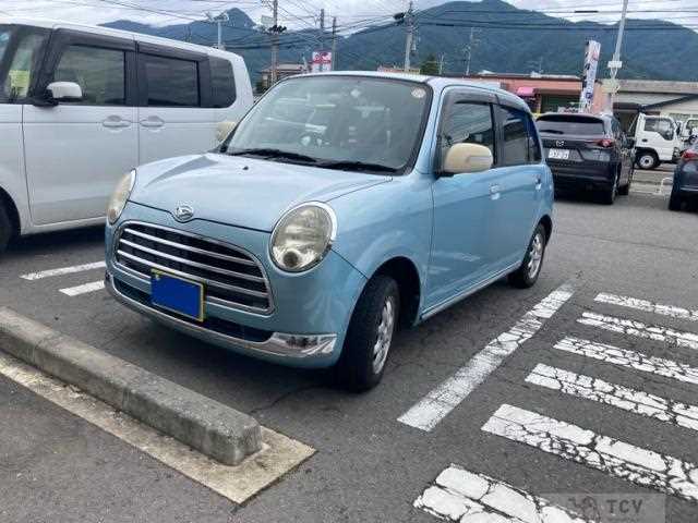 2005 Daihatsu Miragino