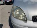 2003 Toyota Vitz