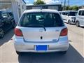 2003 Toyota Vitz