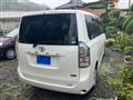2010 Toyota Voxy