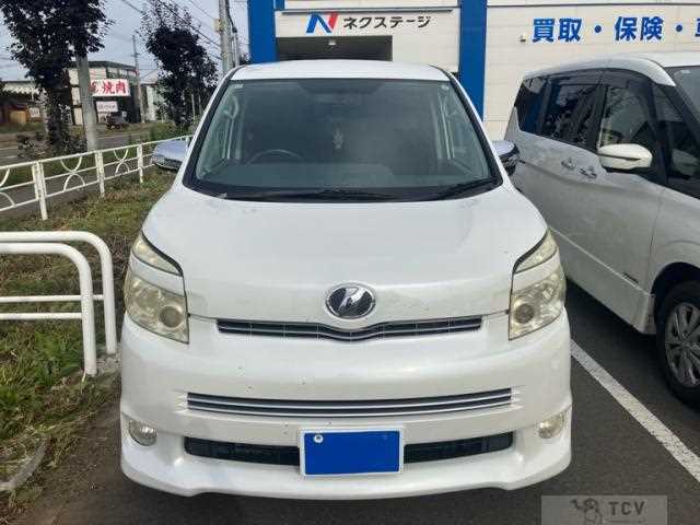 2009 Toyota Voxy