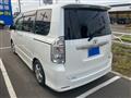 2009 Toyota Voxy