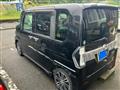 2016 Daihatsu Tanto