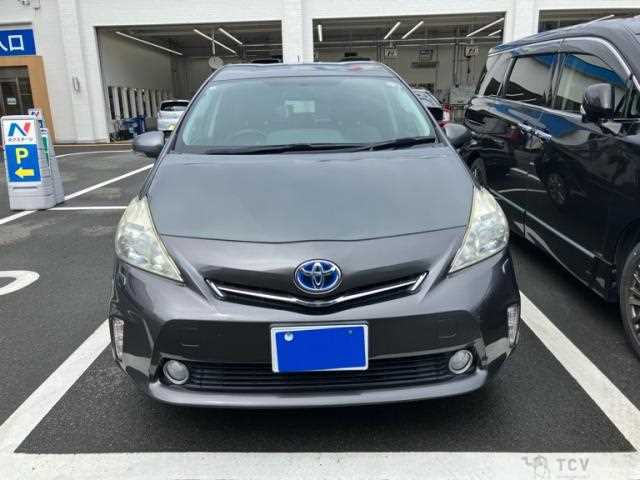 2012 Toyota PRIUS α