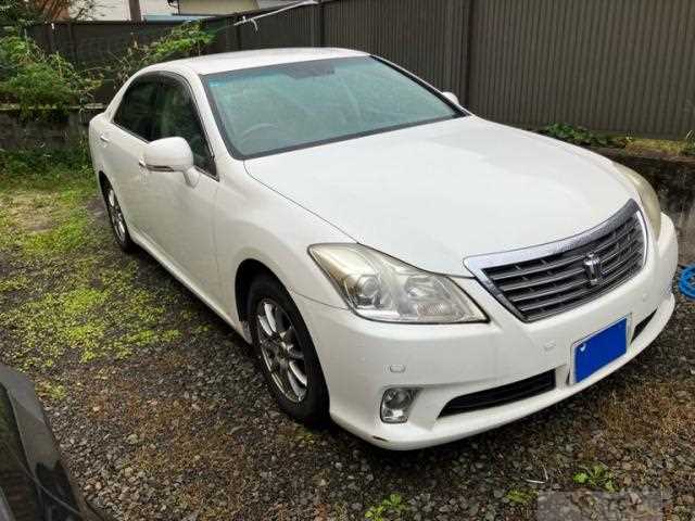 2011 Toyota Crown