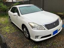 2011 Toyota Crown