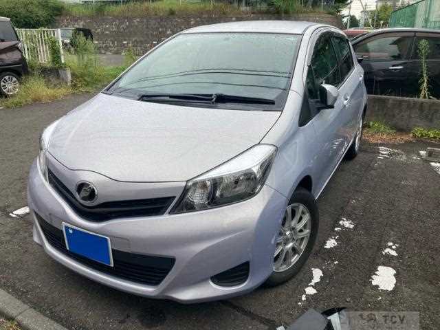 2013 Toyota Vitz