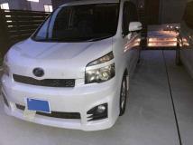 2010 Toyota Voxy
