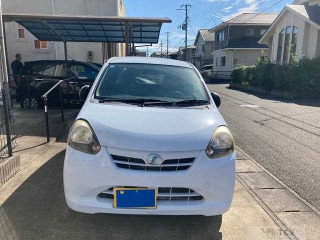 2012 Daihatsu Mira