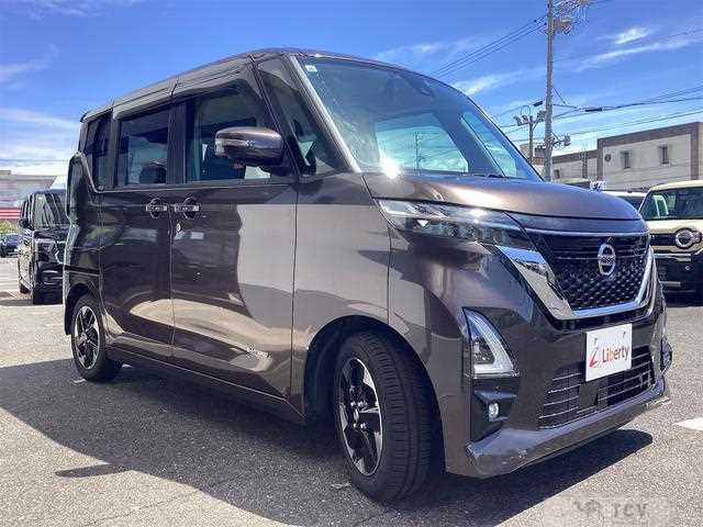 2021 Nissan ROOX