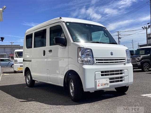 2025 Suzuki Every