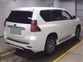 2020 Toyota Land Cruiser Prado