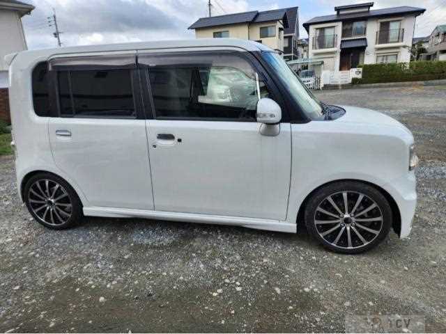 2014 Daihatsu Move Conte