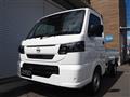 2026 Nissan Clipper Truck