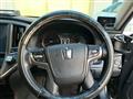2016 Toyota Crown
