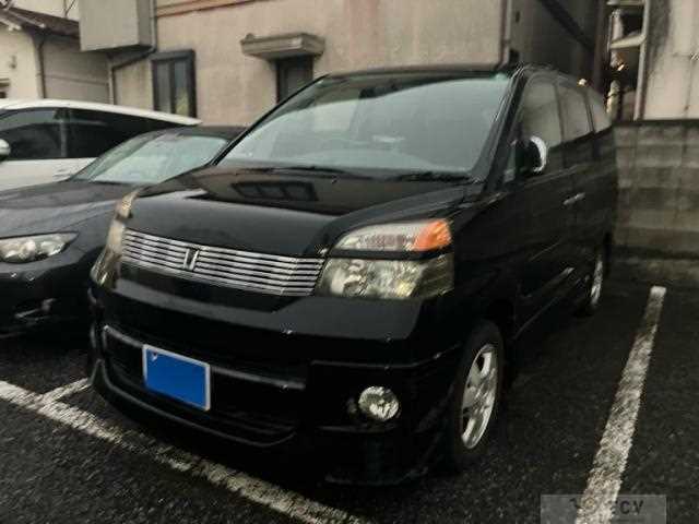 2002 Toyota Voxy