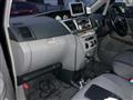 2002 Toyota Voxy