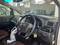 2014 Toyota Alphard G