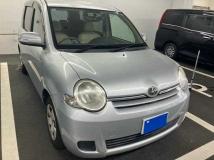 2009 Toyota Sienta