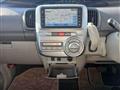 2012 Daihatsu Tanto