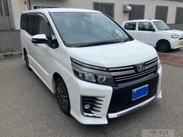 2017 Toyota Voxy