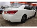 2013 Toyota Crown Majesta
