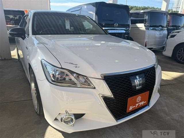 2013 Toyota Crown
