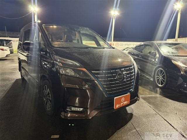 2022 Nissan Serena