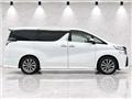 2017 Toyota Vellfire
