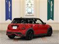 2022 BMW MINI