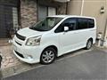 2007 Toyota Noah