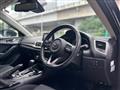 2017 Mazda Axela