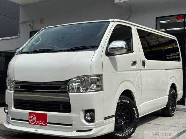 2015 Toyota Regiusace Van