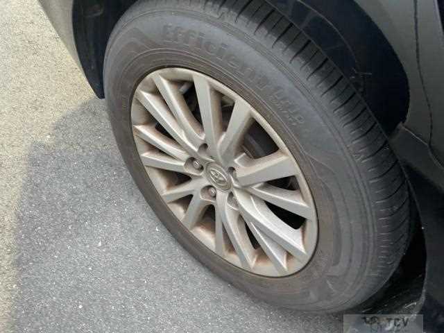 2012 Toyota Mark X