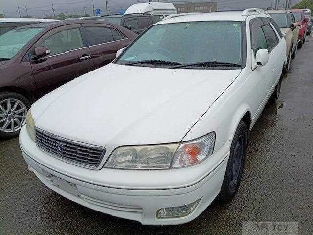 1999 Toyota Mark II Qualis