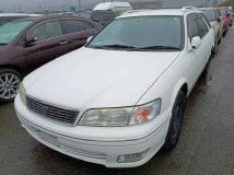 1999 Toyota Mark II Qualis