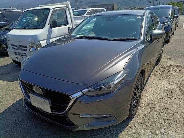 2016 Mazda Axela