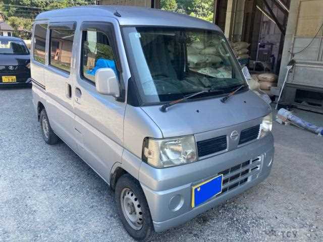 2011 Nissan Clipper Van