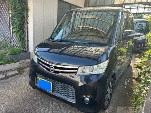 2010 Nissan ROOX