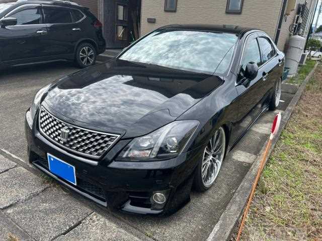 2013 Toyota Crown